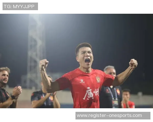 广州篮球队荣登全国速度排行榜第一名展现卓越实力与团队合作精神