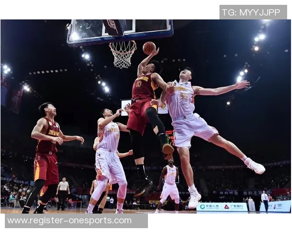 深度剖析深圳篮球队实力对比及其在联赛中的竞争优势与挑战 深度剖析深圳篮球队实力对比及其在联赛中的竞争优势与挑战