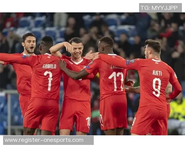 运动最新数据武汉足球队与广州足球队赛后复盘团队协作的深度分析与启示 运动最新数据武汉足球队与广州足球队赛后复盘团队协作的深度分析与启示