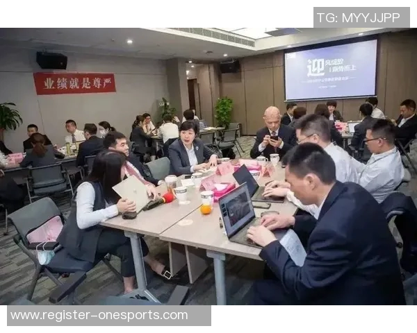 运动最新数据重庆篮球队与成都篮球队赛后复盘团队协作的成功与不足分析